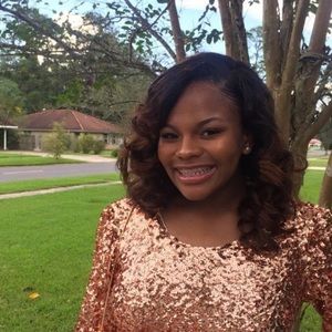 Meet your Posher, Hannah